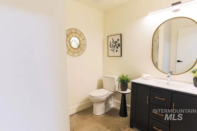 $454,900 | 4756 Bitterbrush Drive, Boise, ID 83703