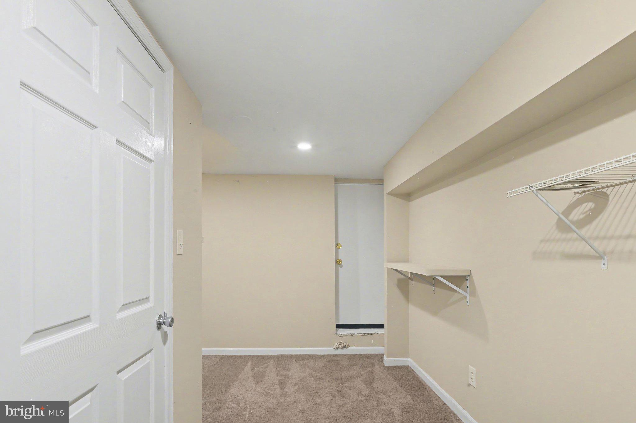 3418 East Baltimore Street Baltimore, MD 21224 - Photo 33 of 40 a view of room