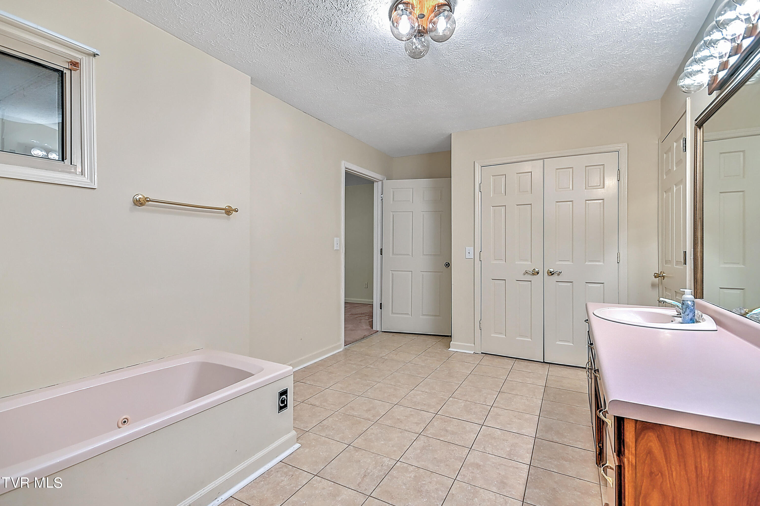 237 Edgefield Road Piney Flats, TN 37686 - Photo 24 of 69 237 Edgefield MD-23