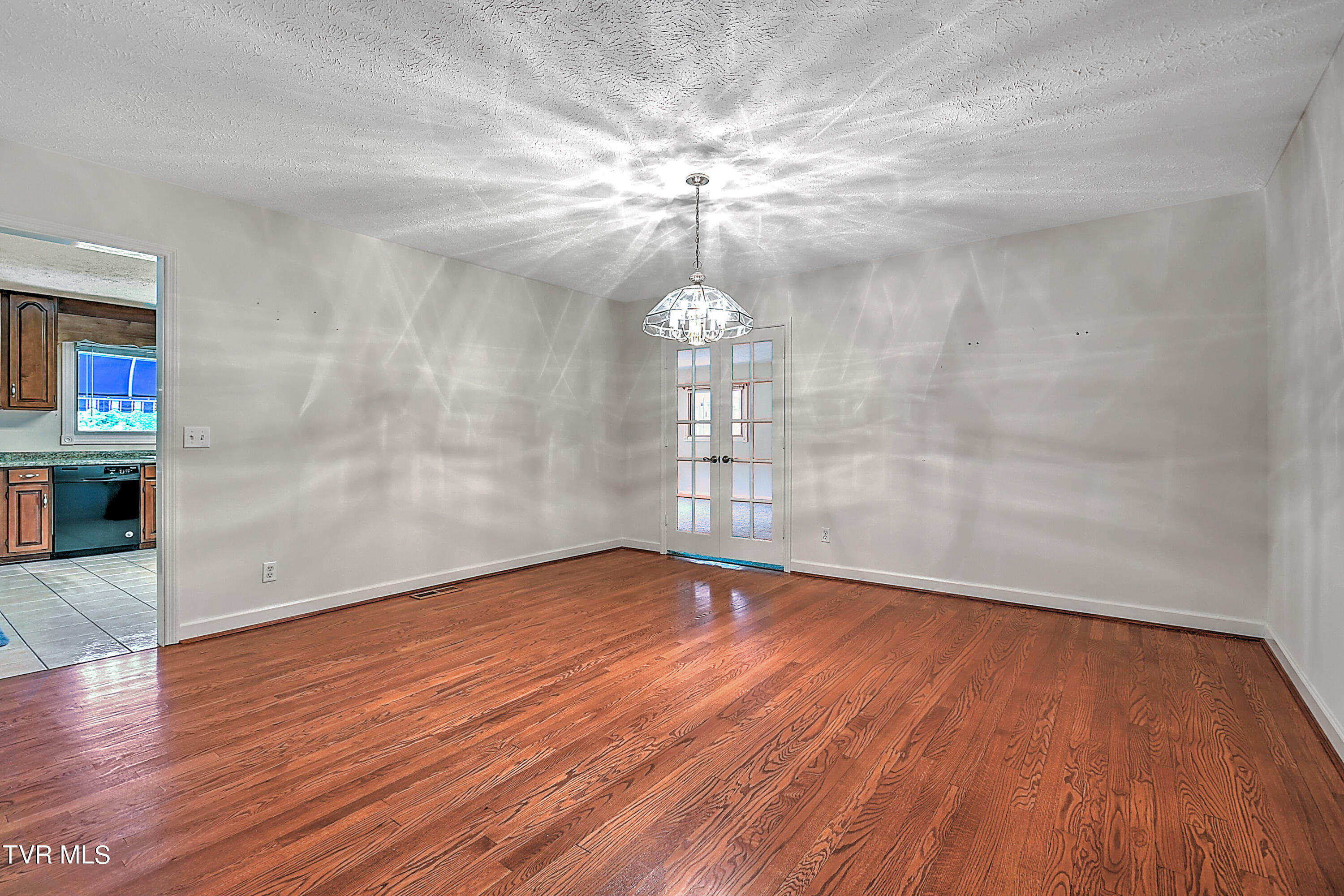 237 Edgefield Road Piney Flats, TN 37686 - Photo 30 of 69 237 Edgefield MD-29