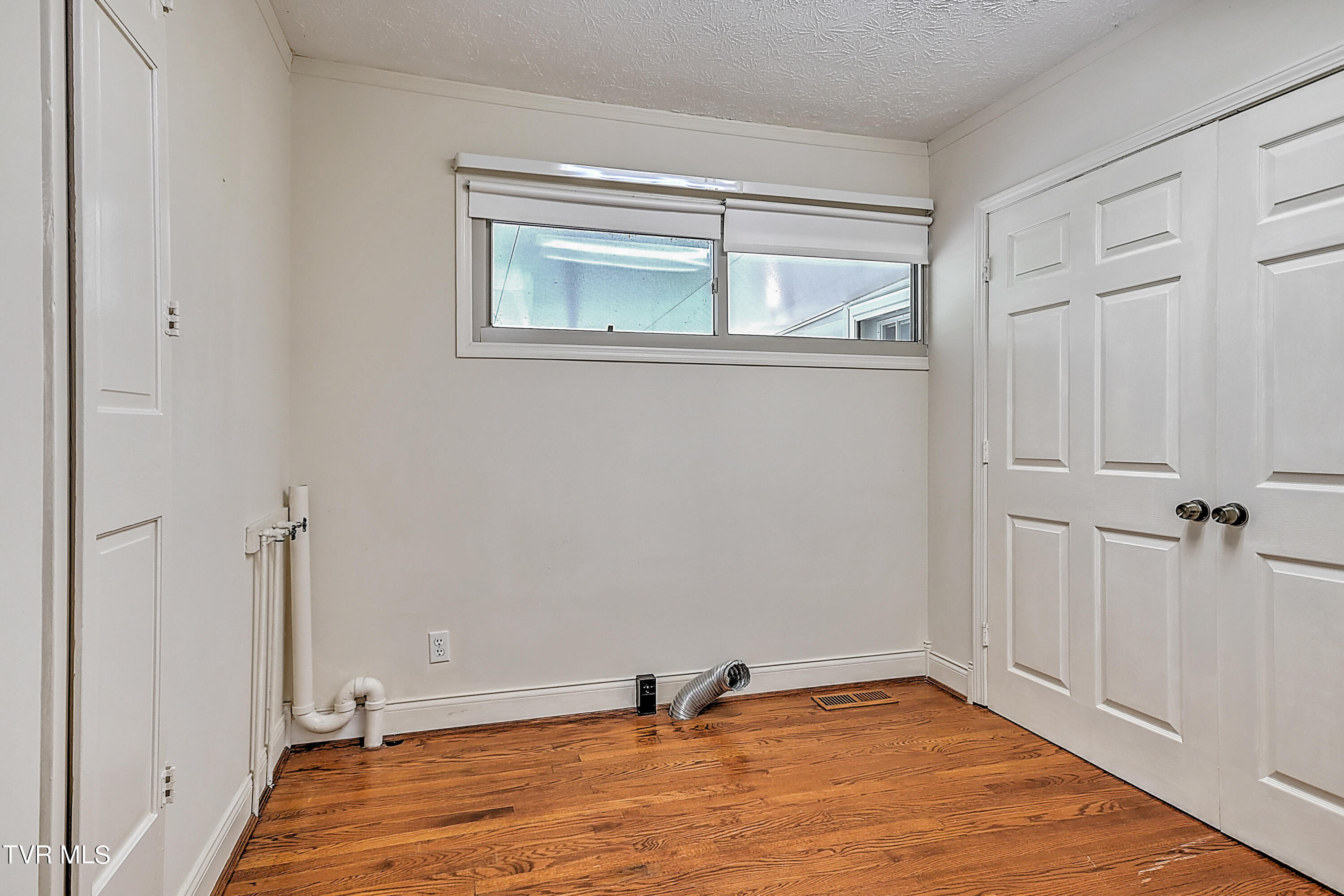 237 Edgefield Road Piney Flats, TN 37686 - Photo 33 of 69 237 Edgefield MD-32