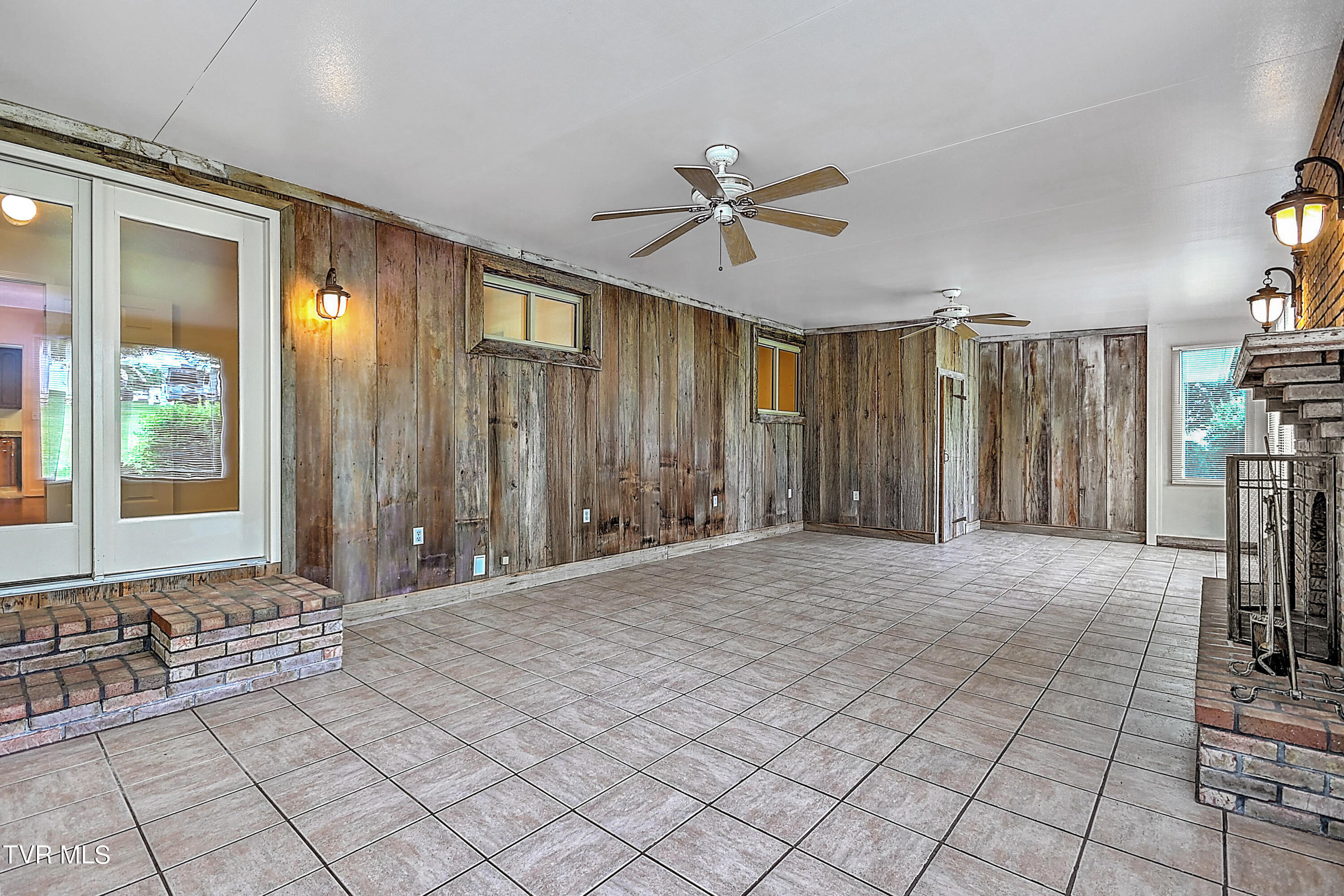 237 Edgefield Road Piney Flats, TN 37686 - Photo 43 of 69 237 Edgefield MD-42