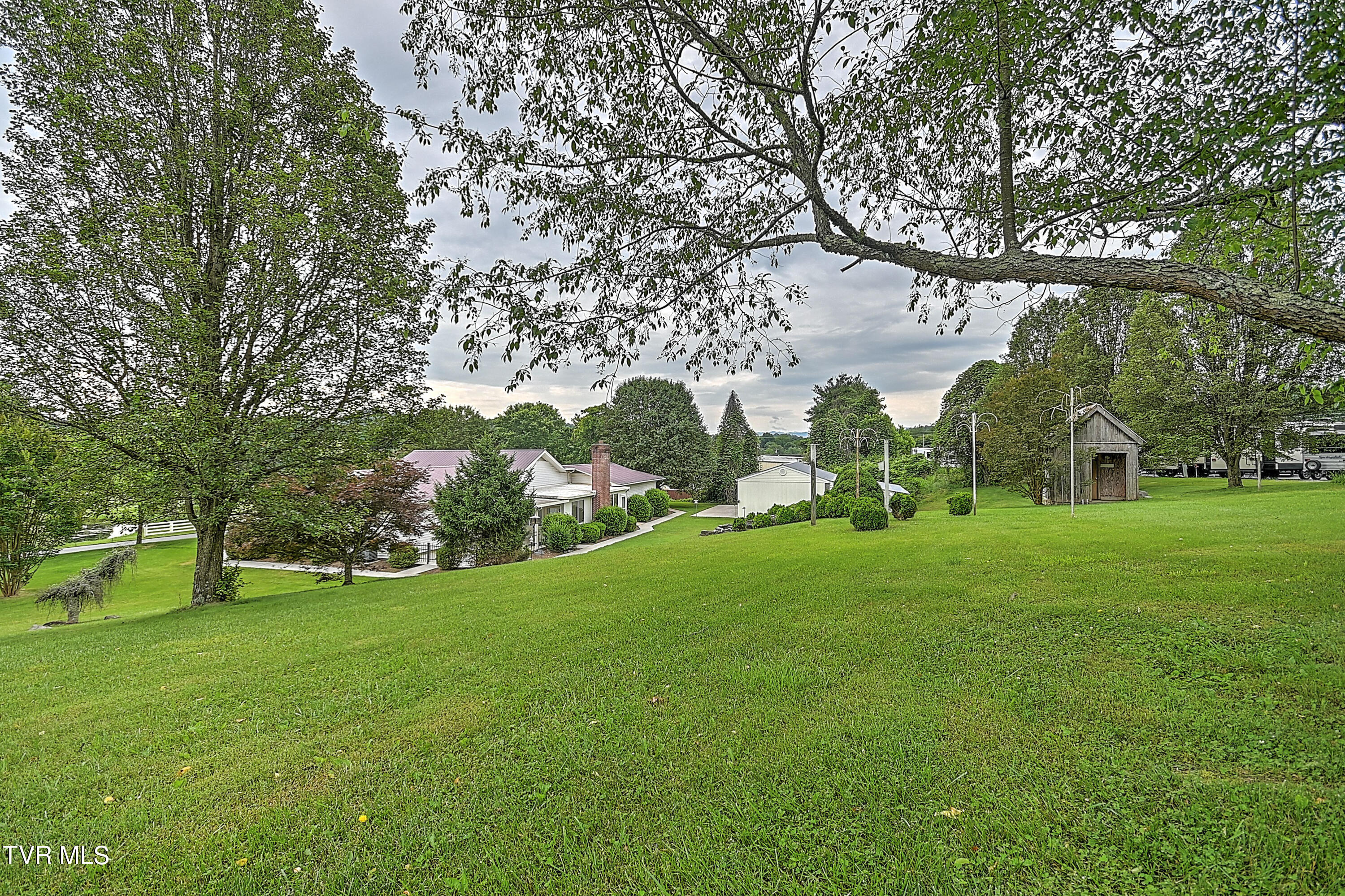 237 Edgefield Road Piney Flats, TN 37686 - Photo 61 of 69 237 Edgefield MD-60
