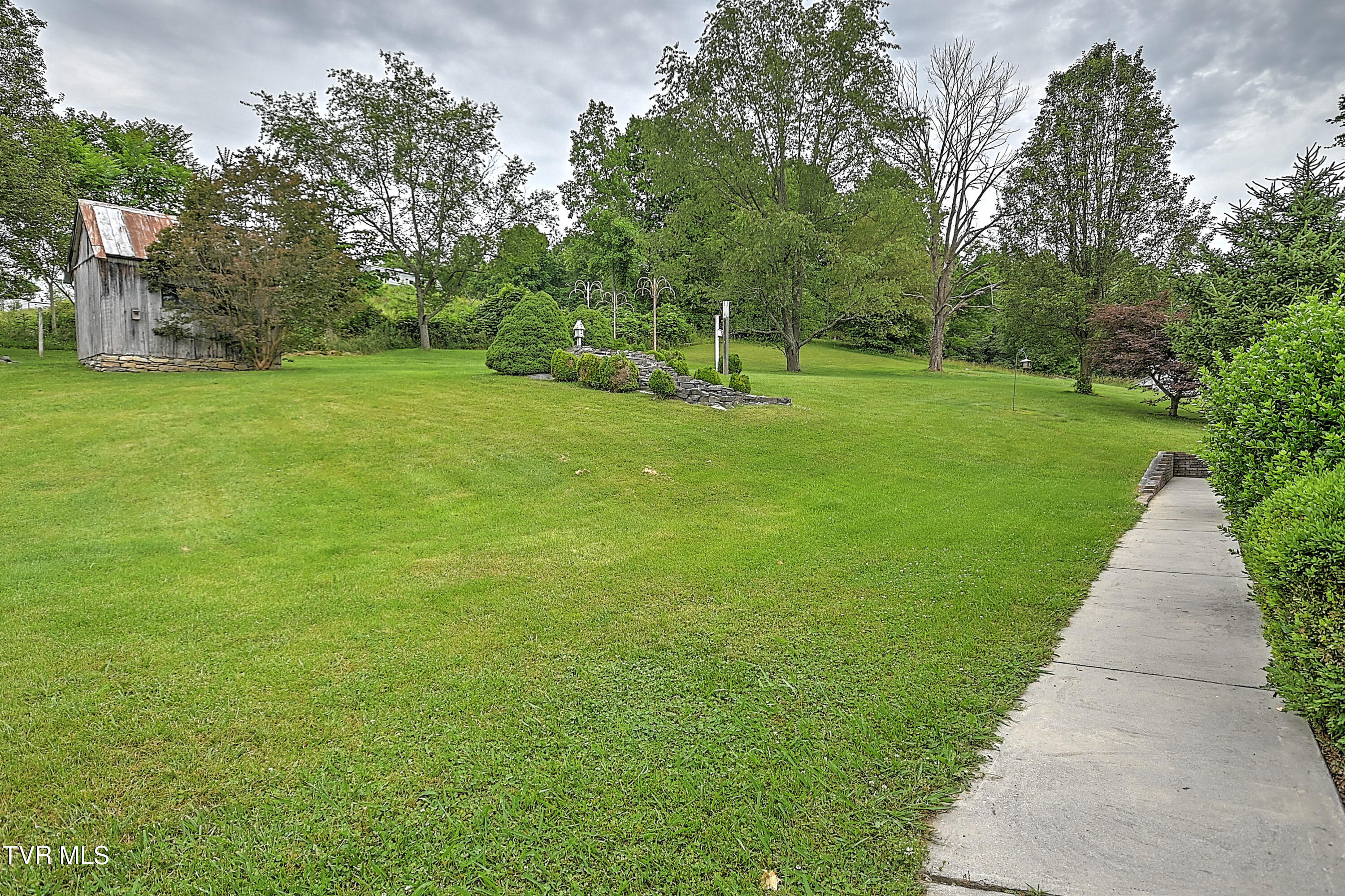 237 Edgefield Road Piney Flats, TN 37686 - Photo 68 of 69 237 Edgefield MD-67