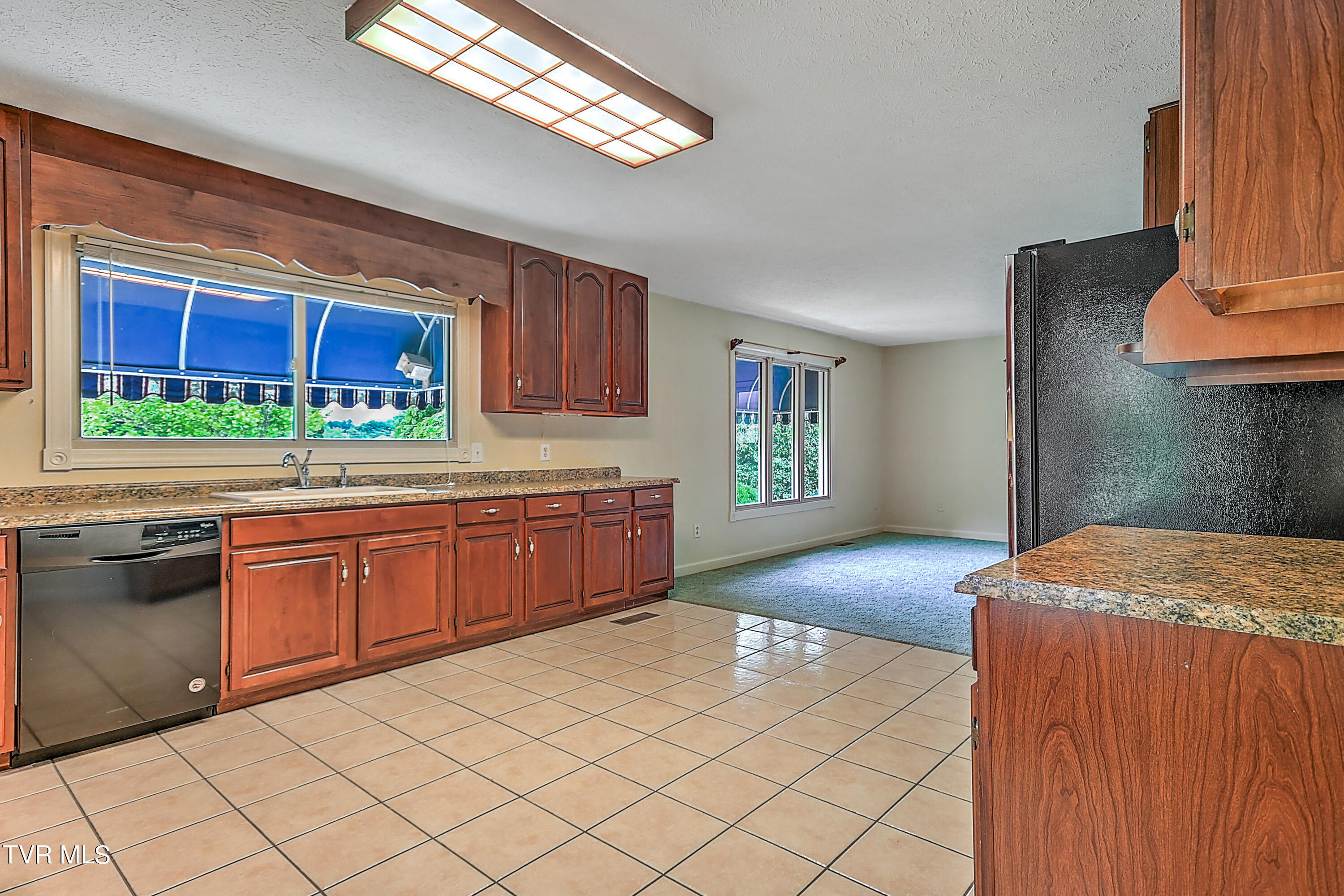 237 Edgefield Road Piney Flats, TN 37686 - Photo 10 of 69 237 Edgefield MD-9