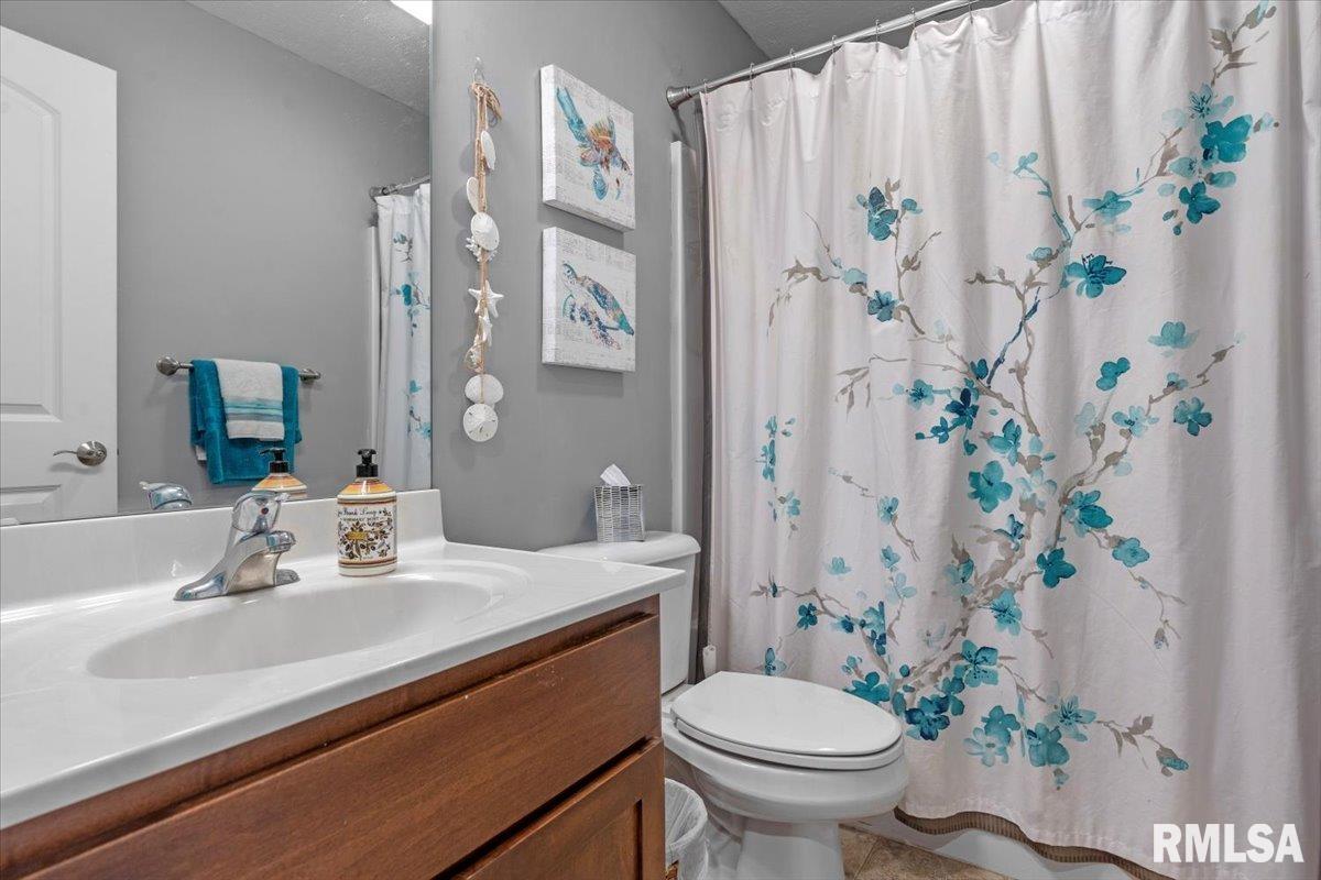 2704 Buckskin Trail Springfield, IL 62711 - Photo 12 of 40