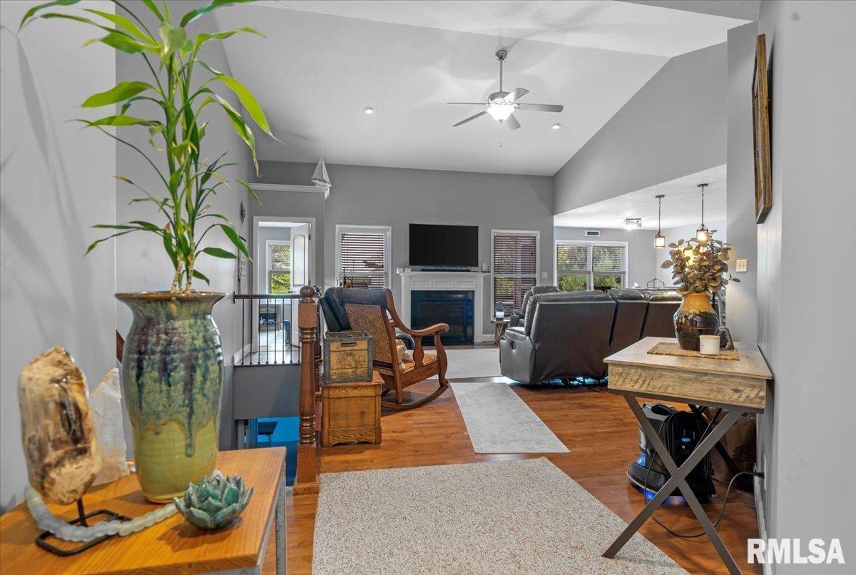 2704 Buckskin Trail Springfield, IL 62711 - Photo 16 of 40