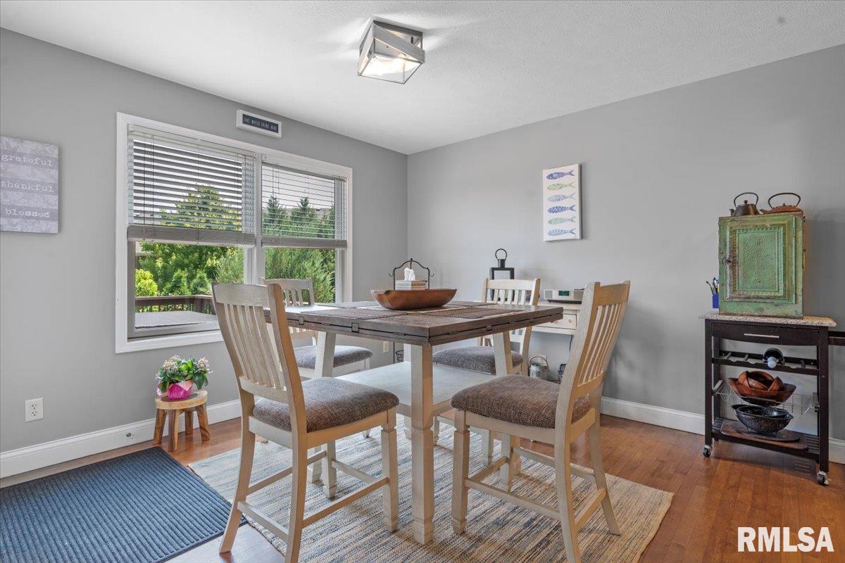 2704 Buckskin Trail Springfield, IL 62711 - Photo 20 of 40