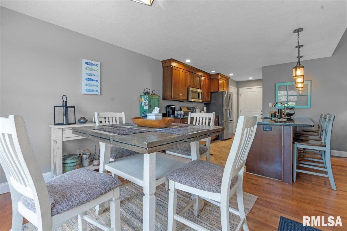 2704 Buckskin Trail Springfield, IL 62711 - Photo 25 of 40