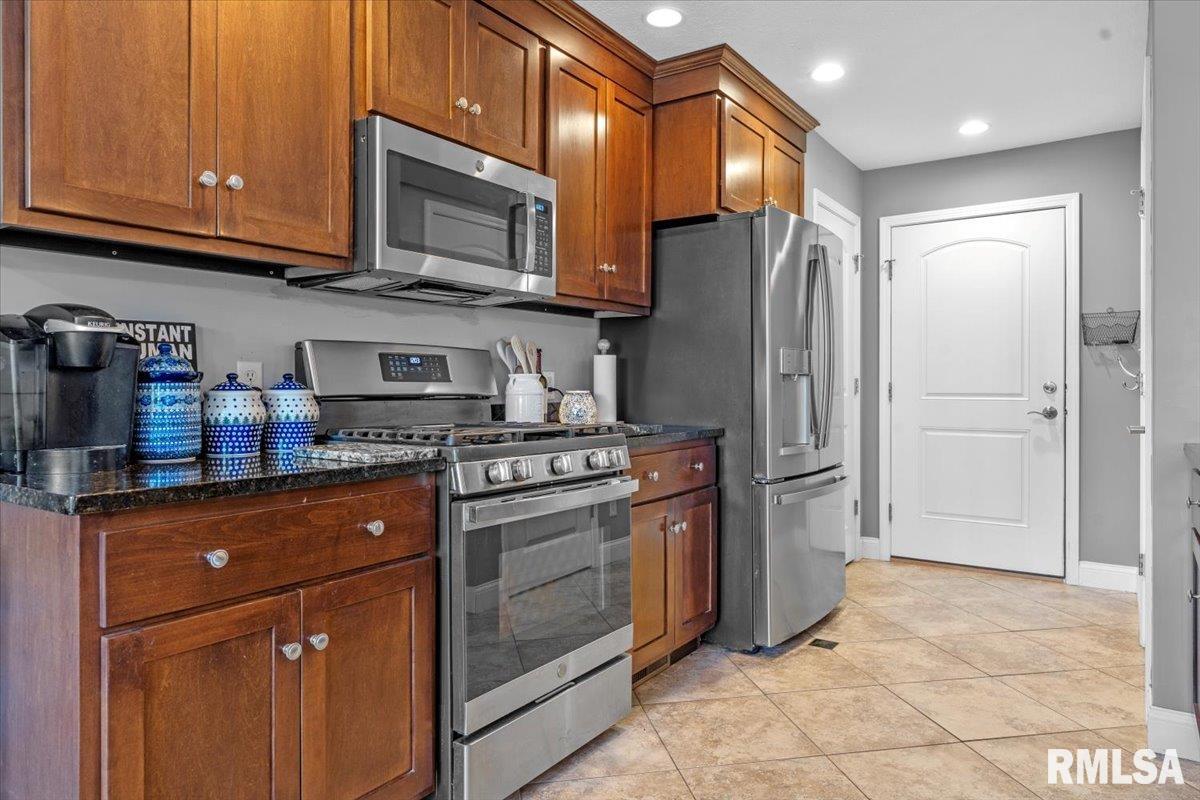 2704 Buckskin Trail Springfield, IL 62711 - Photo 27 of 40