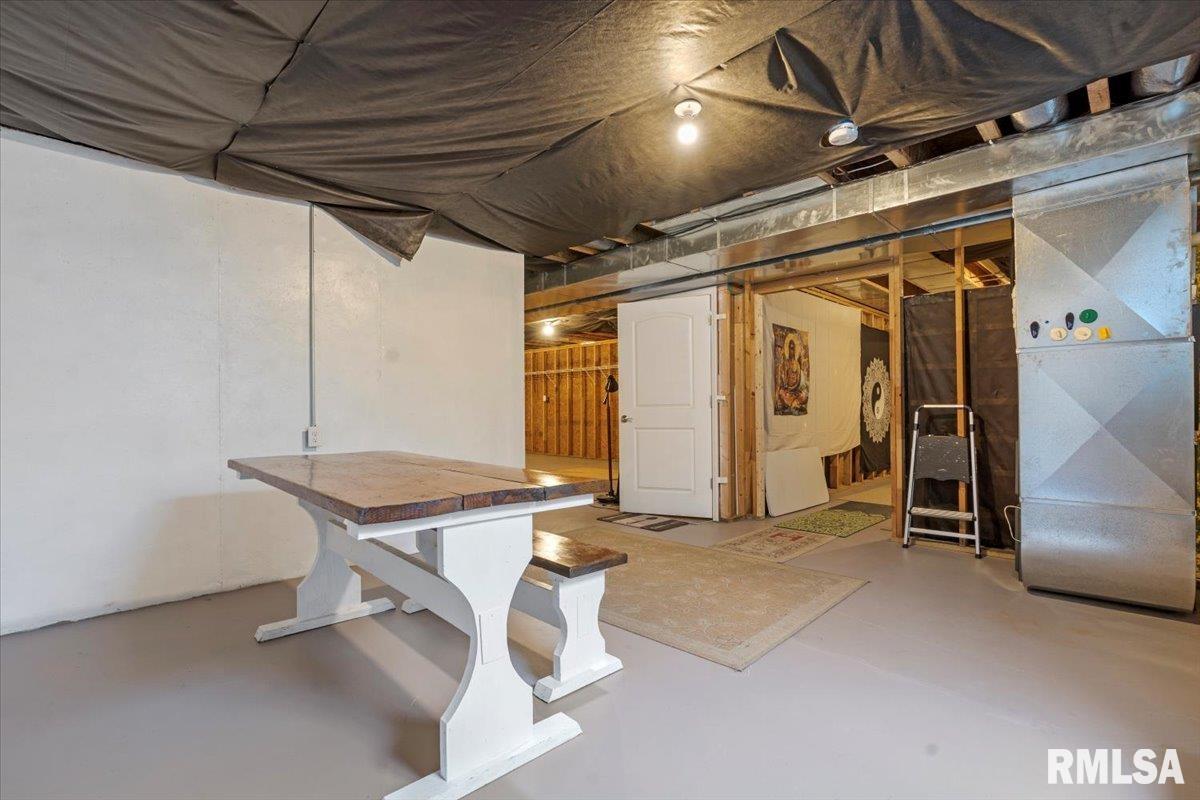 2704 Buckskin Trail Springfield, IL 62711 - Photo 29 of 40