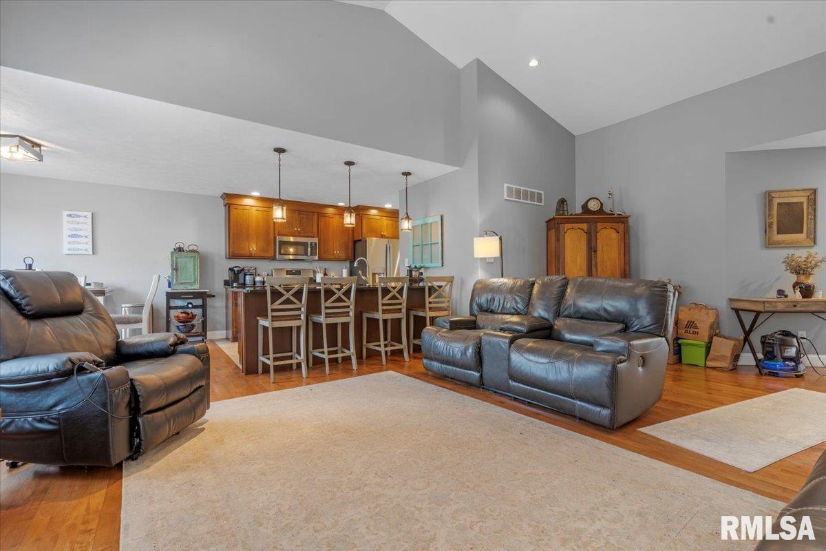 2704 Buckskin Trail Springfield, IL 62711 - Photo 5 of 40