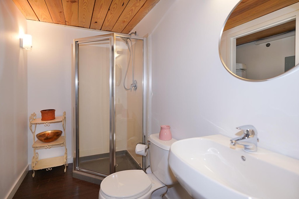 1 Aberdeen Way, Unit 109 Cambridge, MA 02138 - Photo 12 of 22