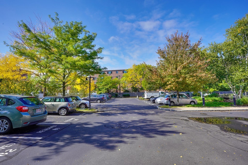1 Aberdeen Way, Unit 109 Cambridge, MA 02138 - Photo 18 of 22
