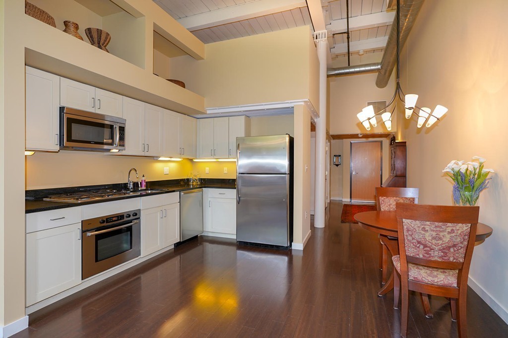 1 Aberdeen Way, Unit 109 Cambridge, MA 02138 - Photo 8 of 22