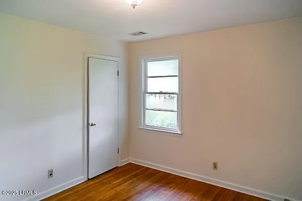 $1,295 | 2912 Third Street, Beaufort, SC 29902