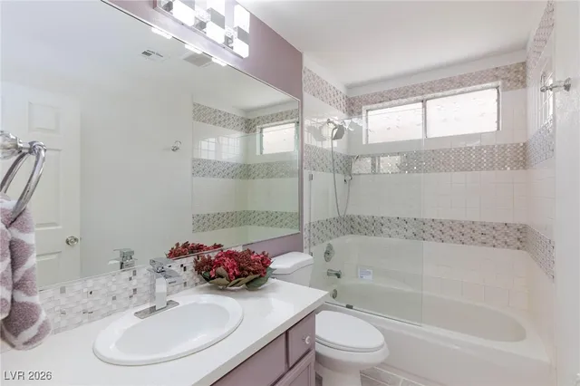 $2,599 | 1805 Derbyshire Drive, Las Vegas, NV 89117