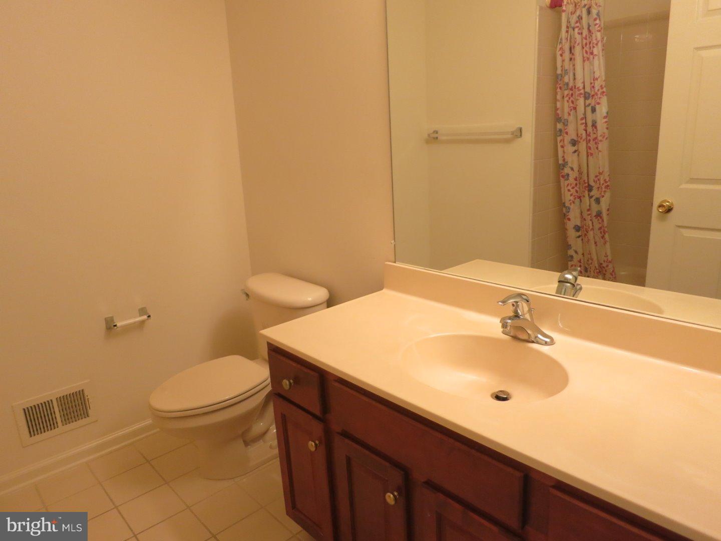 30 Warwick Road Princeton Junction, NJ 08550 - Photo 14 of 14 Bathroom
