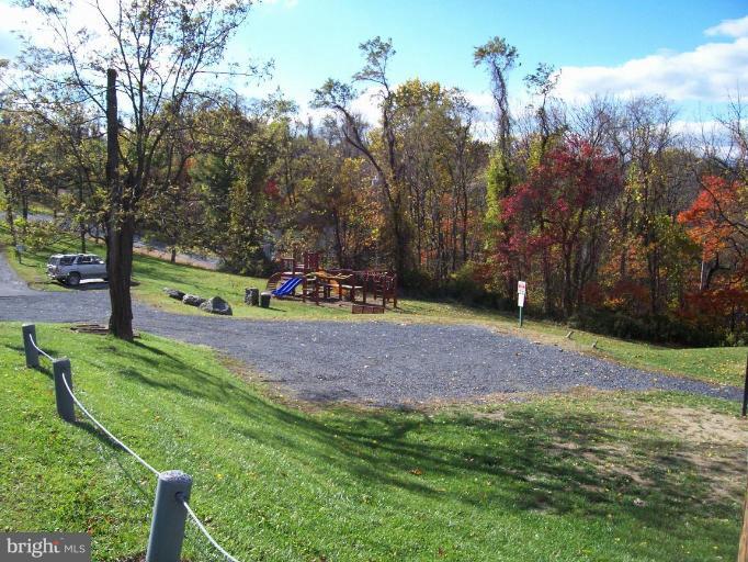 13 Granny Smith Road Linden, VA 22642 - Photo 8 of 14 Community Amenities 3