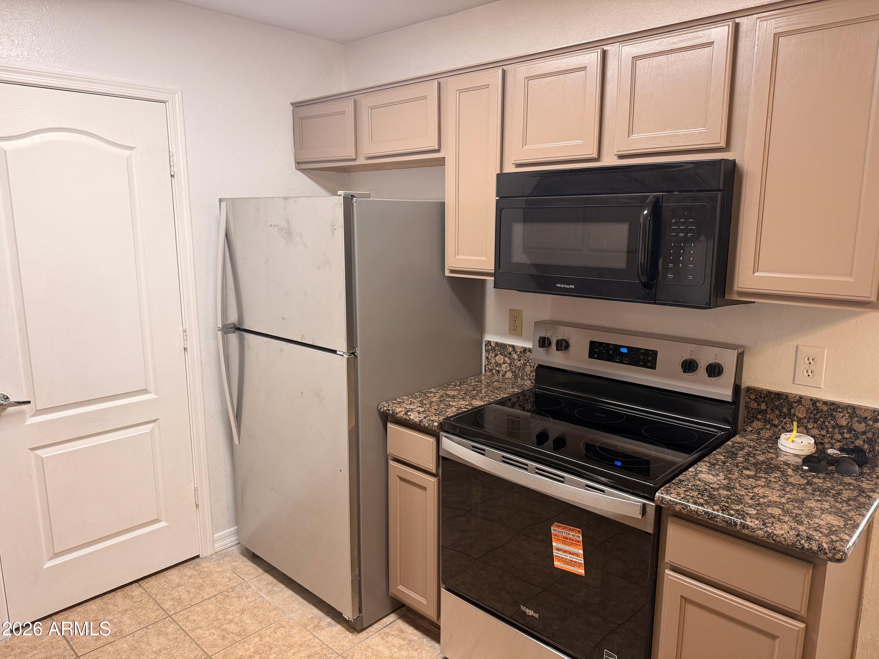 3511 East Baseline Road, Unit 1126 Phoenix, AZ 85042 - Photo 9 of 18 IMG_6359