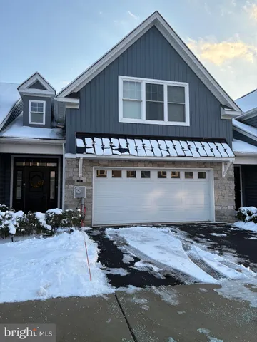 $642,000 | 909 Holden Court, Warminster, PA 18974