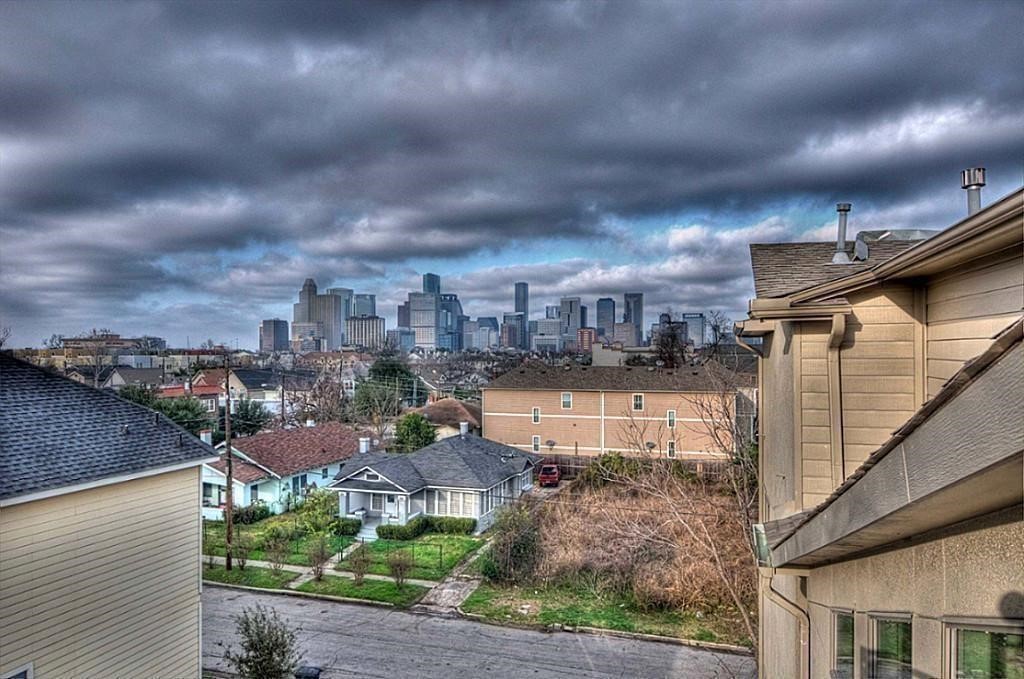 3505 Jackson Street Houston, TX 77004 - Photo 31 of 32 a view of city