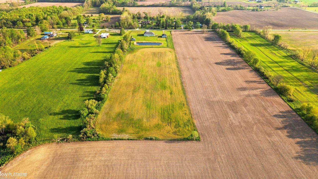 13201 Speaker Road Yale, MI 48097 - Photo 3 of 57