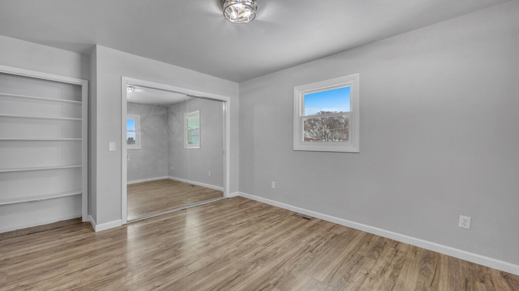 N302 County Road I Sherman, WI 53075 - Photo 13 of 33 Primary Bedroom