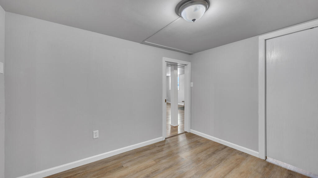 N302 County Road I Sherman, WI 53075 - Photo 20 of 33 LL Flex Room 4