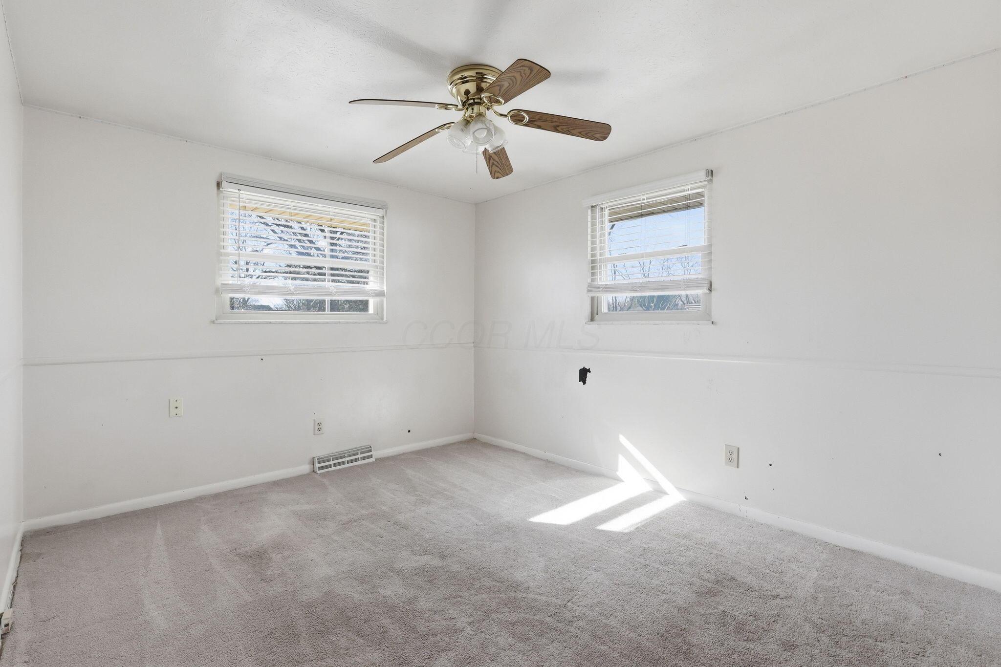6050 Karl Road Columbus, OH 43229 - Photo 31 of 52 31-web-or-mls-G02A1776