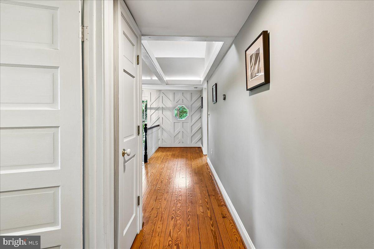 300 Magothy Bridge Road Pasadena, MD 21122 - Photo 58 of 117 Upper Level
