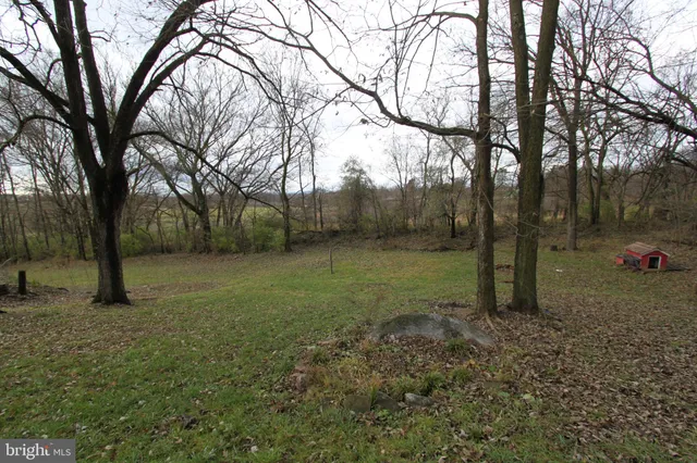 $1,615 | 5744 Charles Town Road, Kearneysville, WV 25430