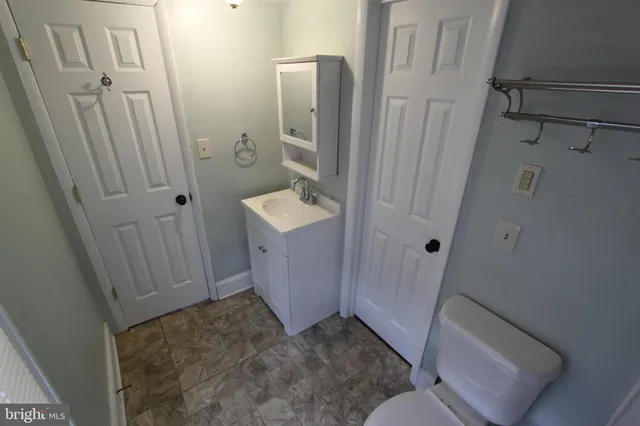 $1,615 | 5744 Charles Town Road, Kearneysville, WV 25430