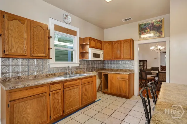 $1,699,000 | 913-917 West 38th Street, Savannah, GA 31415