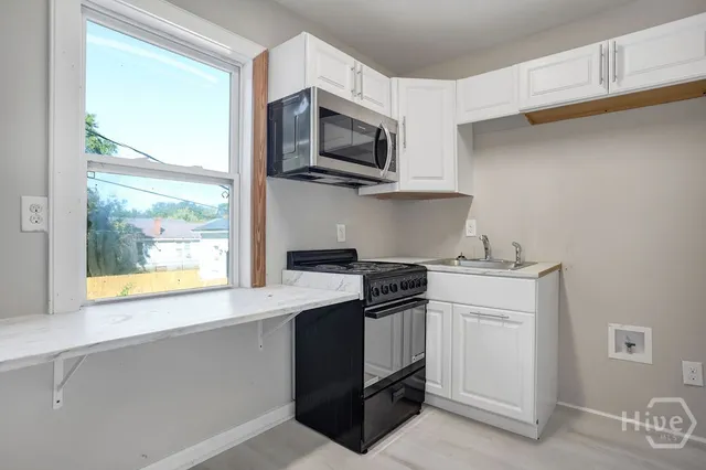 $1,699,000 | 913-917 West 38th Street, Savannah, GA 31415