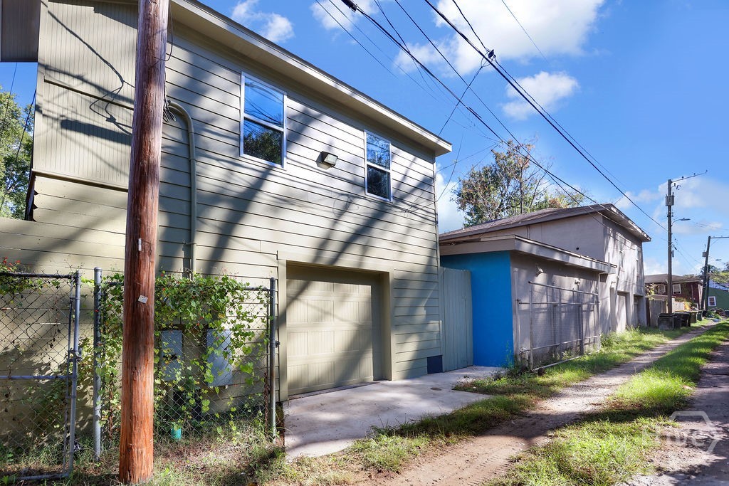 913-917 West 38th Street Savannah, GA 31415 - Photo 54 of 75 Apt Garage