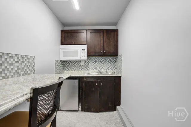 $1,699,000 | 913-917 West 38th Street, Savannah, GA 31415