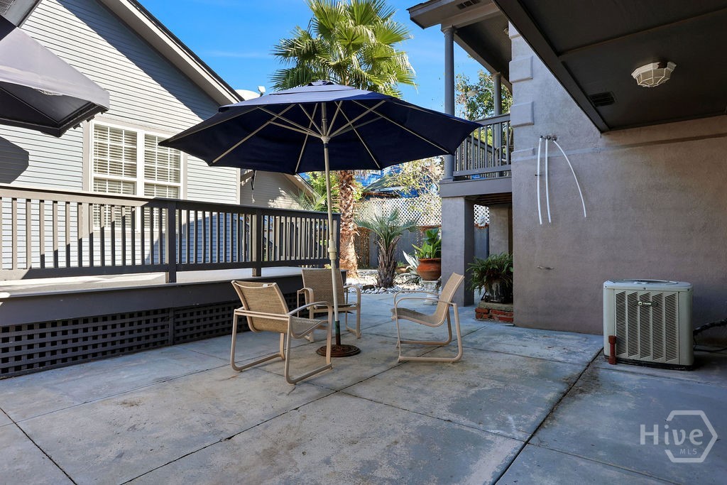 913-917 West 38th Street Savannah, GA 31415 - Photo 10 of 75 Courtyard