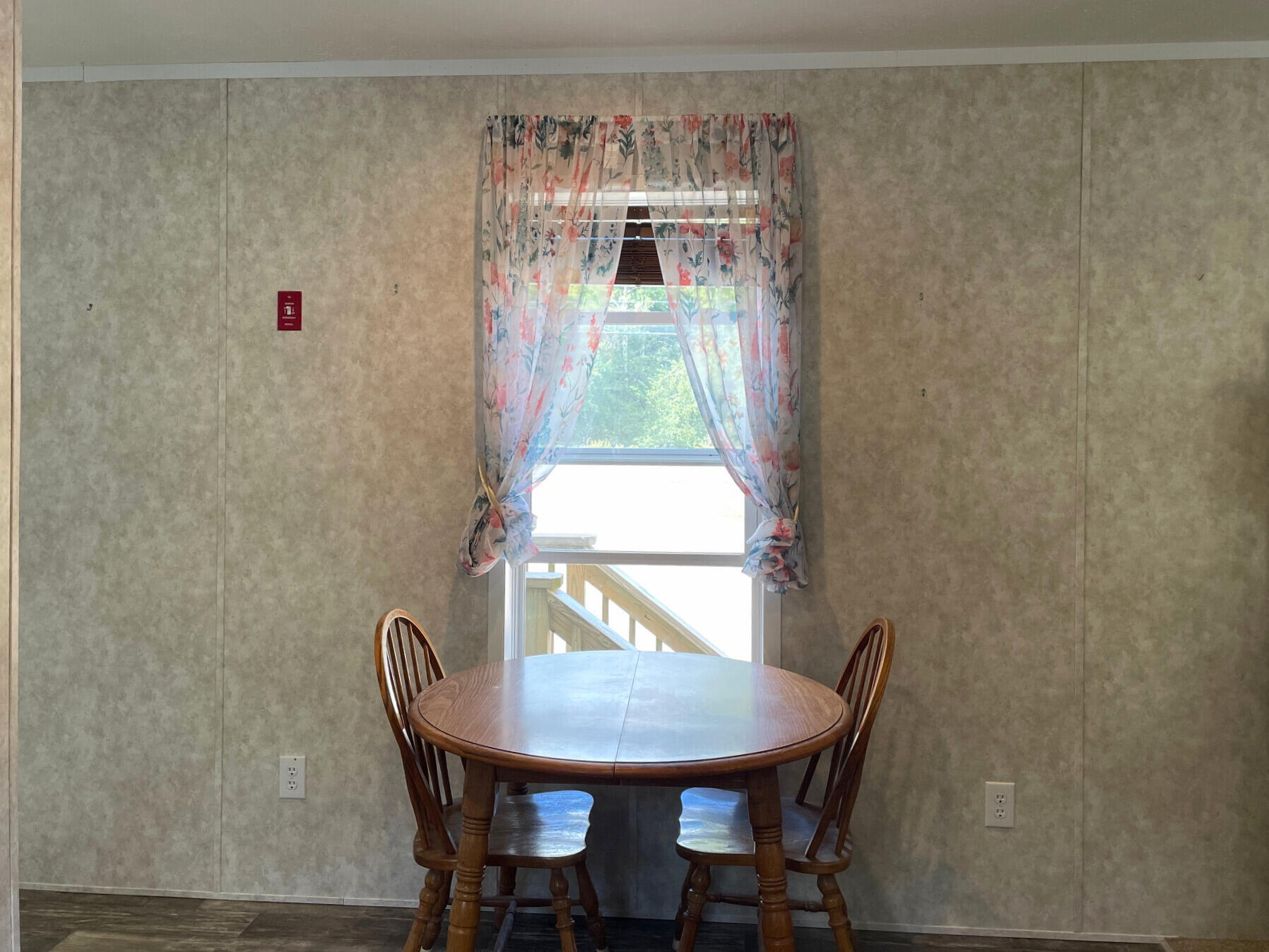 318 County Road Lubec, ME 04652 - Photo 4 of 13 Dining Room