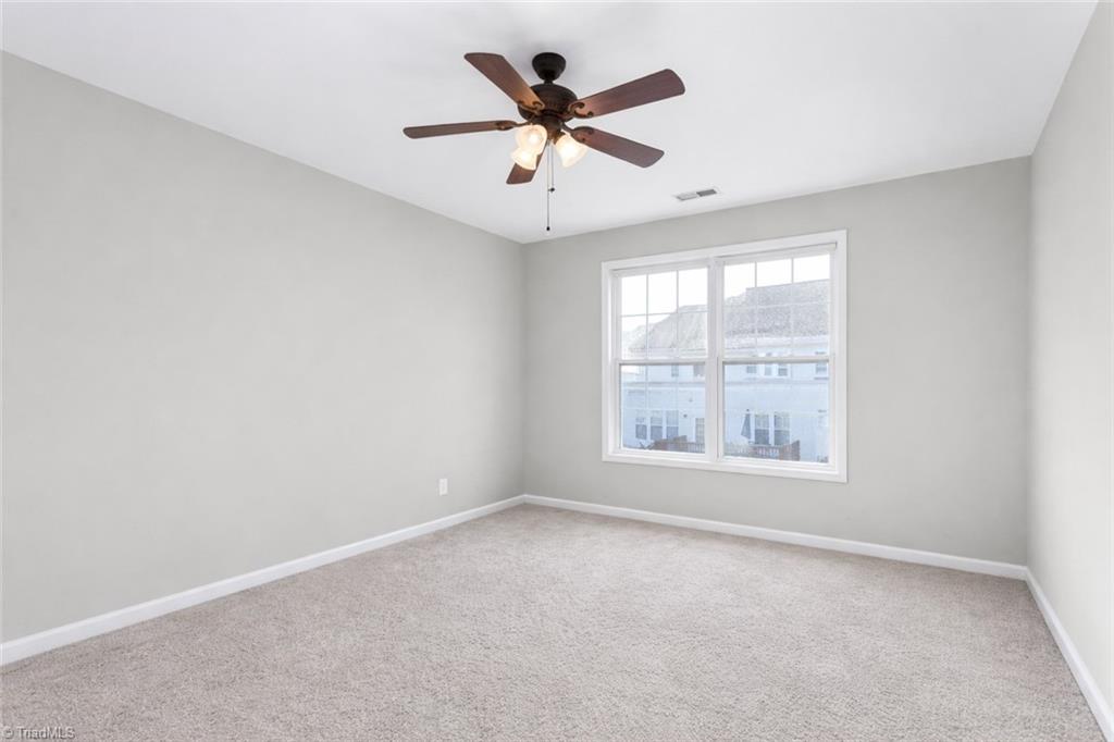 4050 Forbes Way Burlington, NC 27215 - Photo 33 of 50