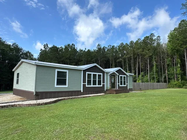 $115,000 | 480 Woody Road, Jayess, MS 39641