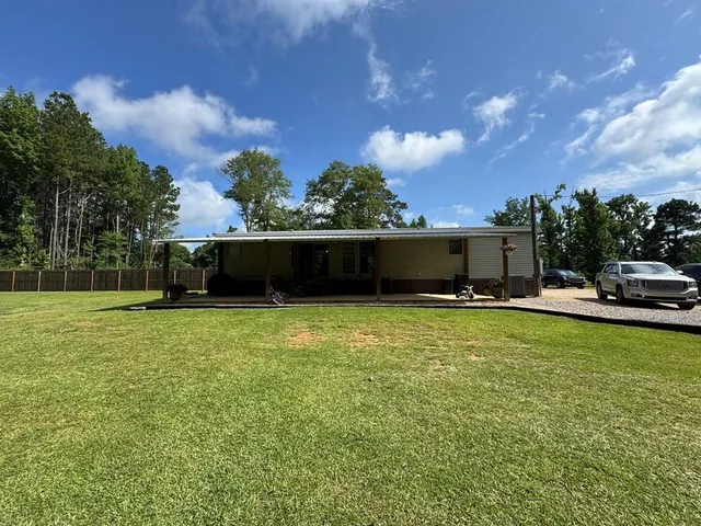 $115,000 | 480 Woody Road, Jayess, MS 39641