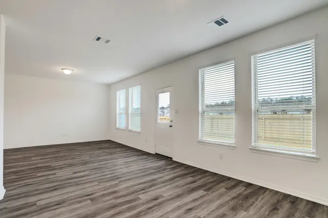 $2,200 | 16754 Rover Lane, Porter, TX 77365