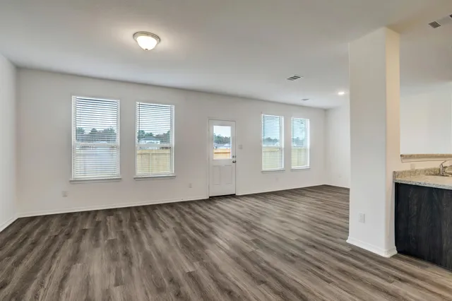 $2,200 | 16754 Rover Lane, Porter, TX 77365