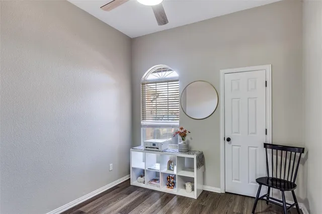 $345,000 | 402 Taos Court East, Aledo, TX 76008