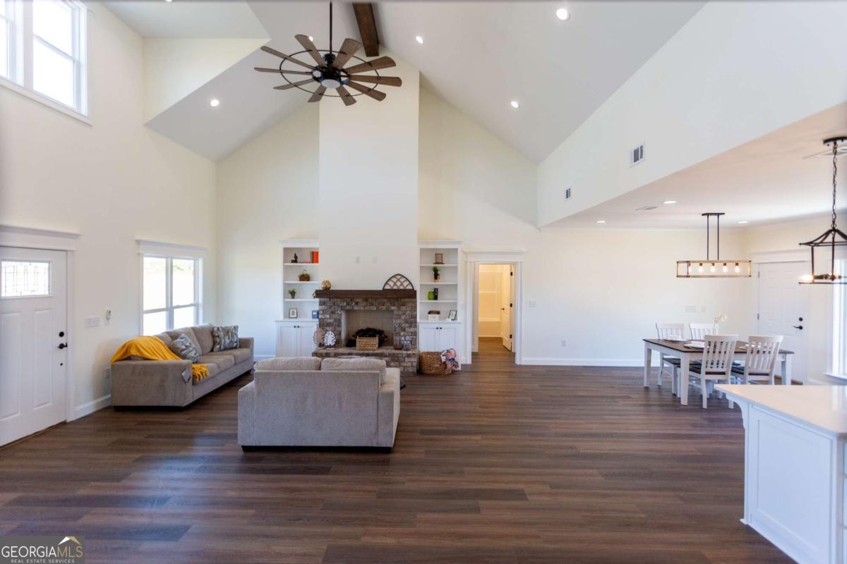 4419 Altamaha School Road Baxley, GA 31513 - Photo 19 of 77