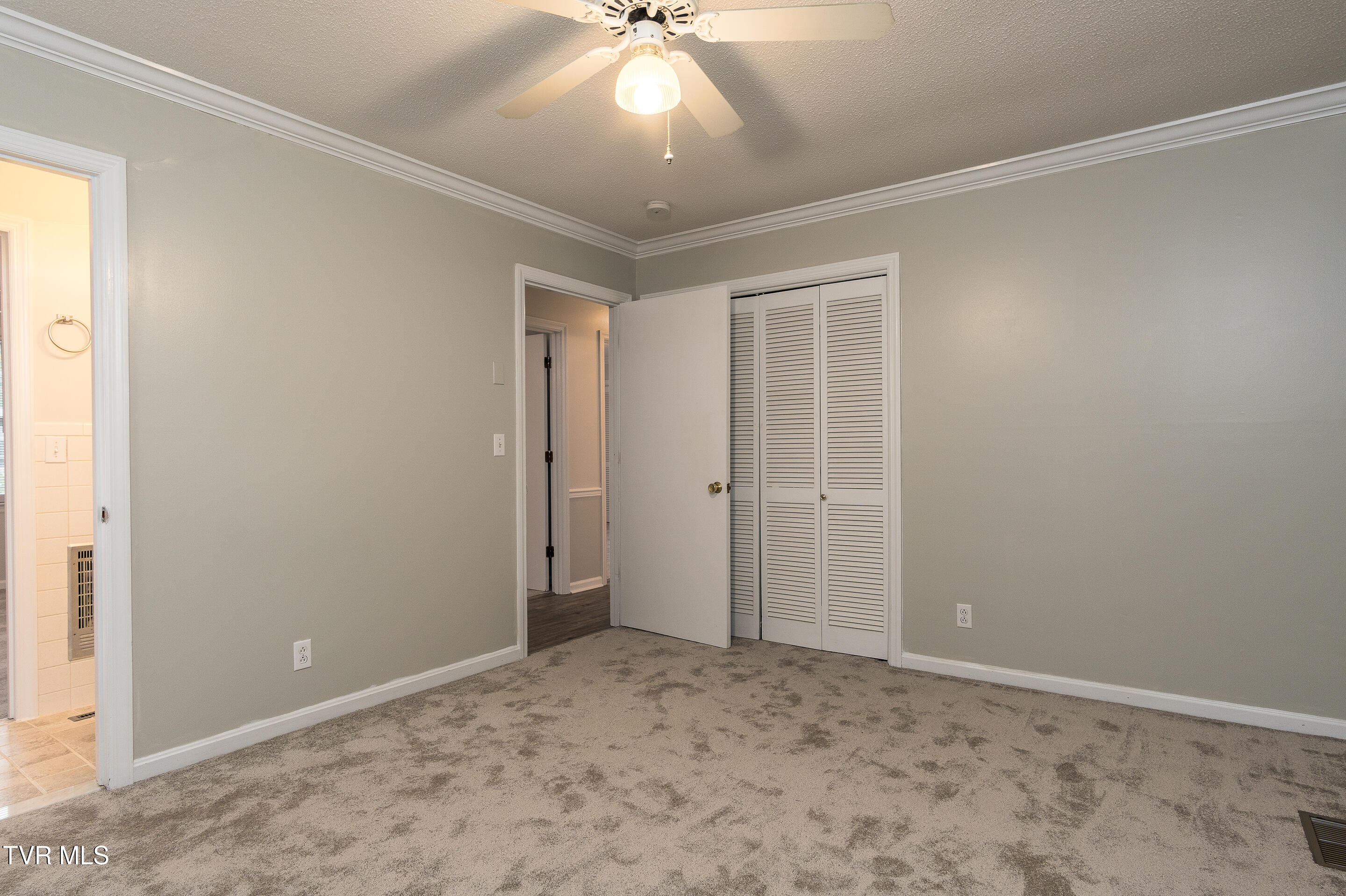 1817 Sundale Road Johnson City, TN 37604 - Photo 33 of 41 interior-24 (1)