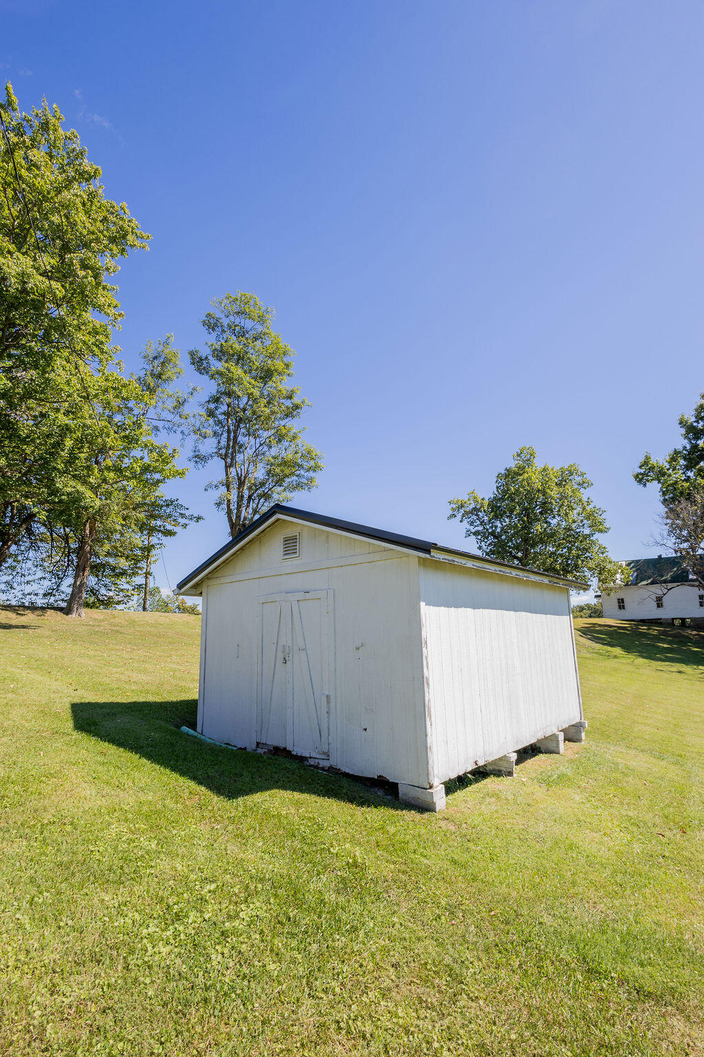 250 Mc Causey Ridge Road Frenchburg, KY 40322 - Photo 28 of 33 Storage Shed