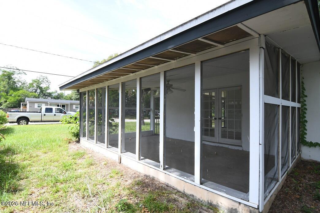 7435 Bamberg Road Jacksonville, FL 32277 - Photo 7 of 24 DSC_0310