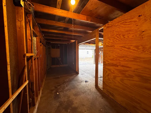 $79,900 | 2460 New Milford Church Road, Rockford, IL 61109